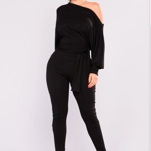 Fashion nova jumpsuit